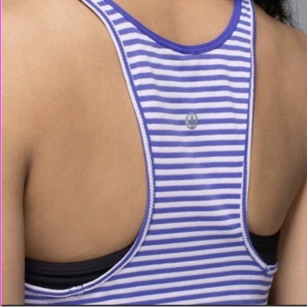 Lululemon tank tops- set of 2! - Picture 6 of 16